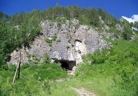 ДЕНИСОВА ПЕЩЕРА (Солонешенский район, Алтайский край). ДЕНИСОВА ПЕЩЕРА (Солонешенский район, Алтайский край).